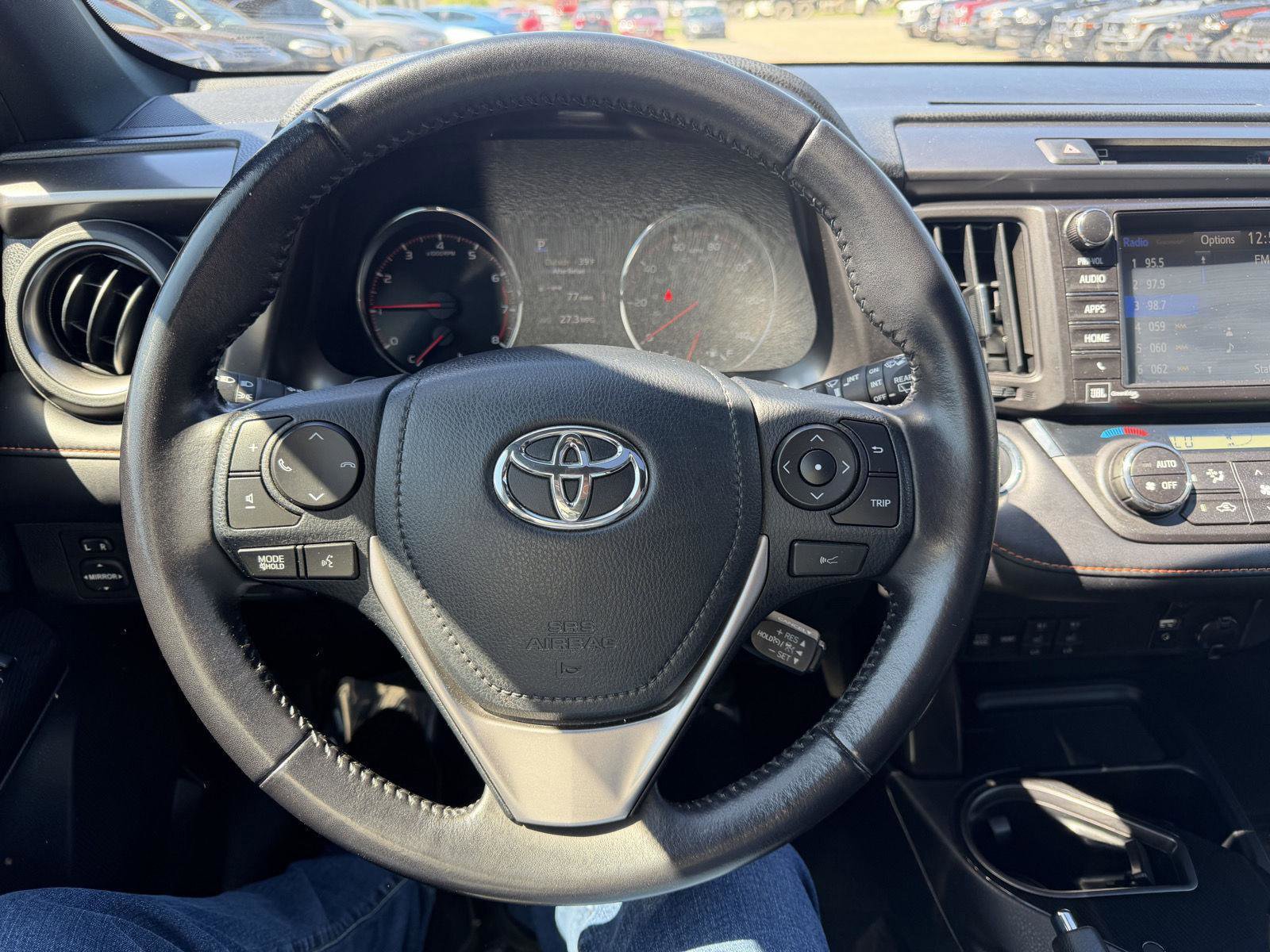 Used 2017 Toyota RAV4 SE w/ Advanced Technology Package AWD/4WD image 13