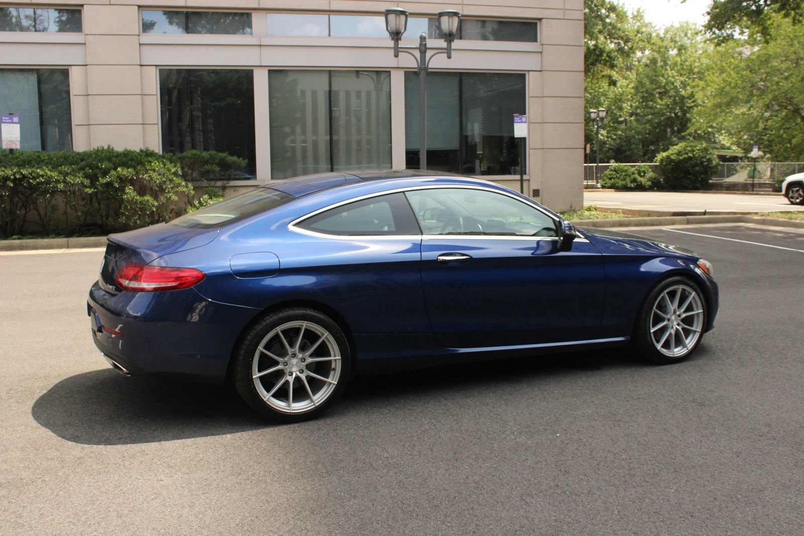 Used 2017 Mercedes-Benz C 300 4MATIC Coupe image 7