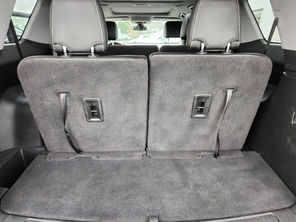 Used 2021 GMC Acadia SLT image 30