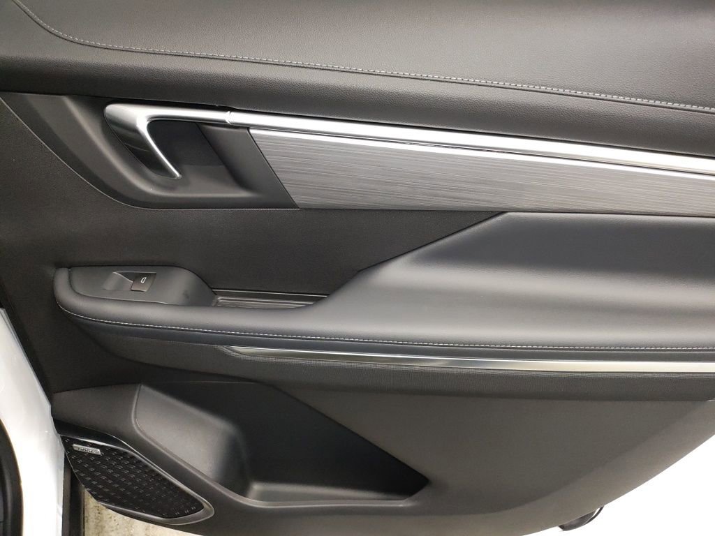 New 2026 Buick Enclave Preferred w/ Power Package image 15