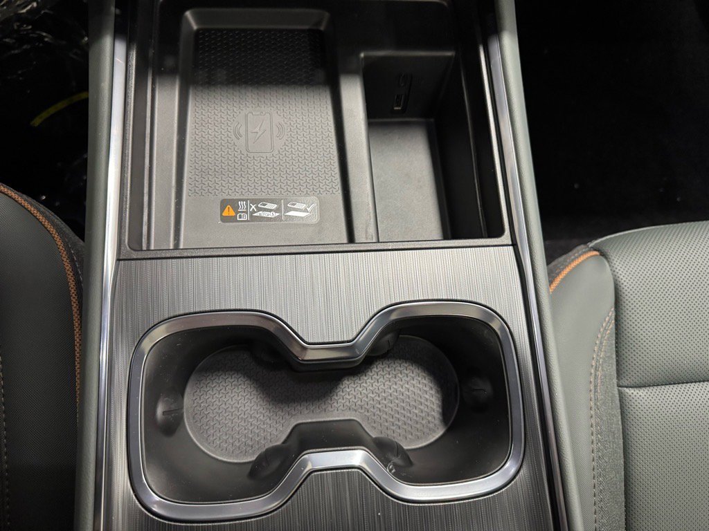 New 2026 GMC Acadia AT4 w/ Luxury Package image 20