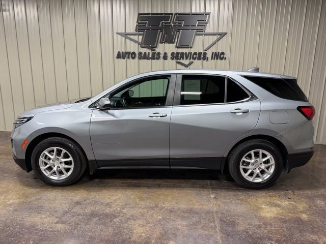 Used 2024 Chevrolet Equinox LT w/ LPO, Floor Liner Package image 3