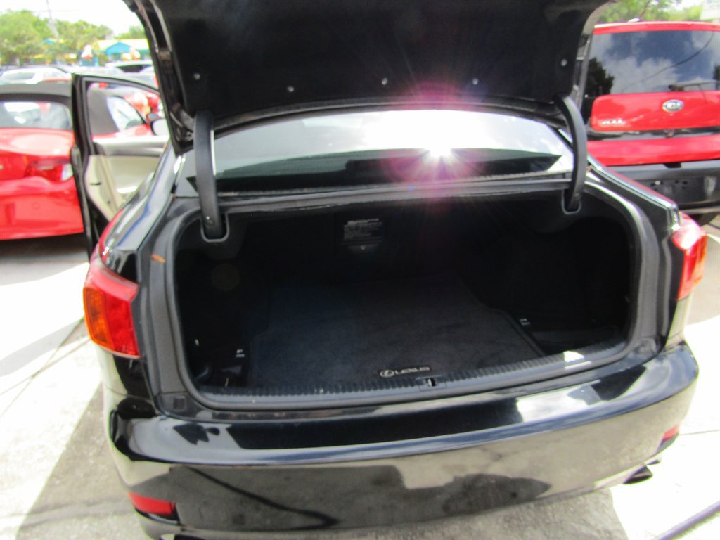 Used 2010 Lexus IS 250 RWD image 10