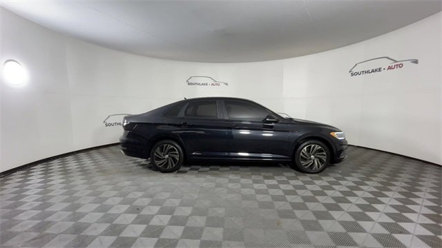 Used 2019 Volkswagen Jetta SEL Premium image 9