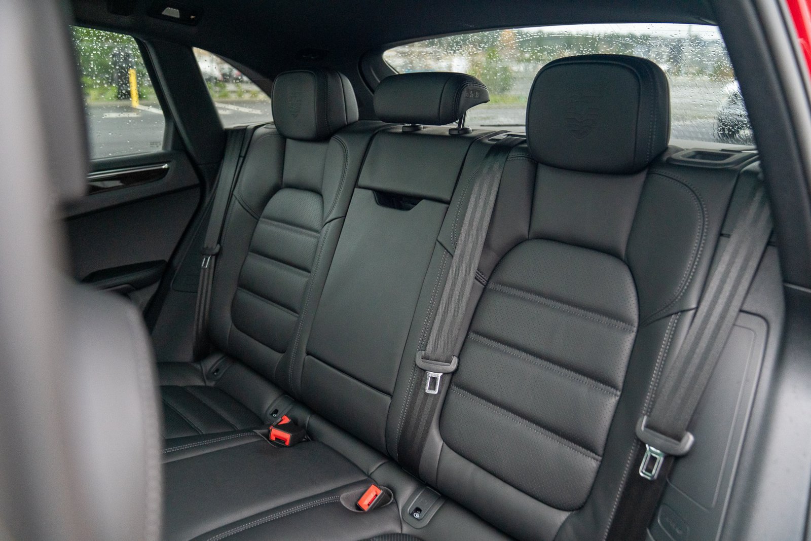 Certified 2026 Porsche Macan AWD/4WD image 24