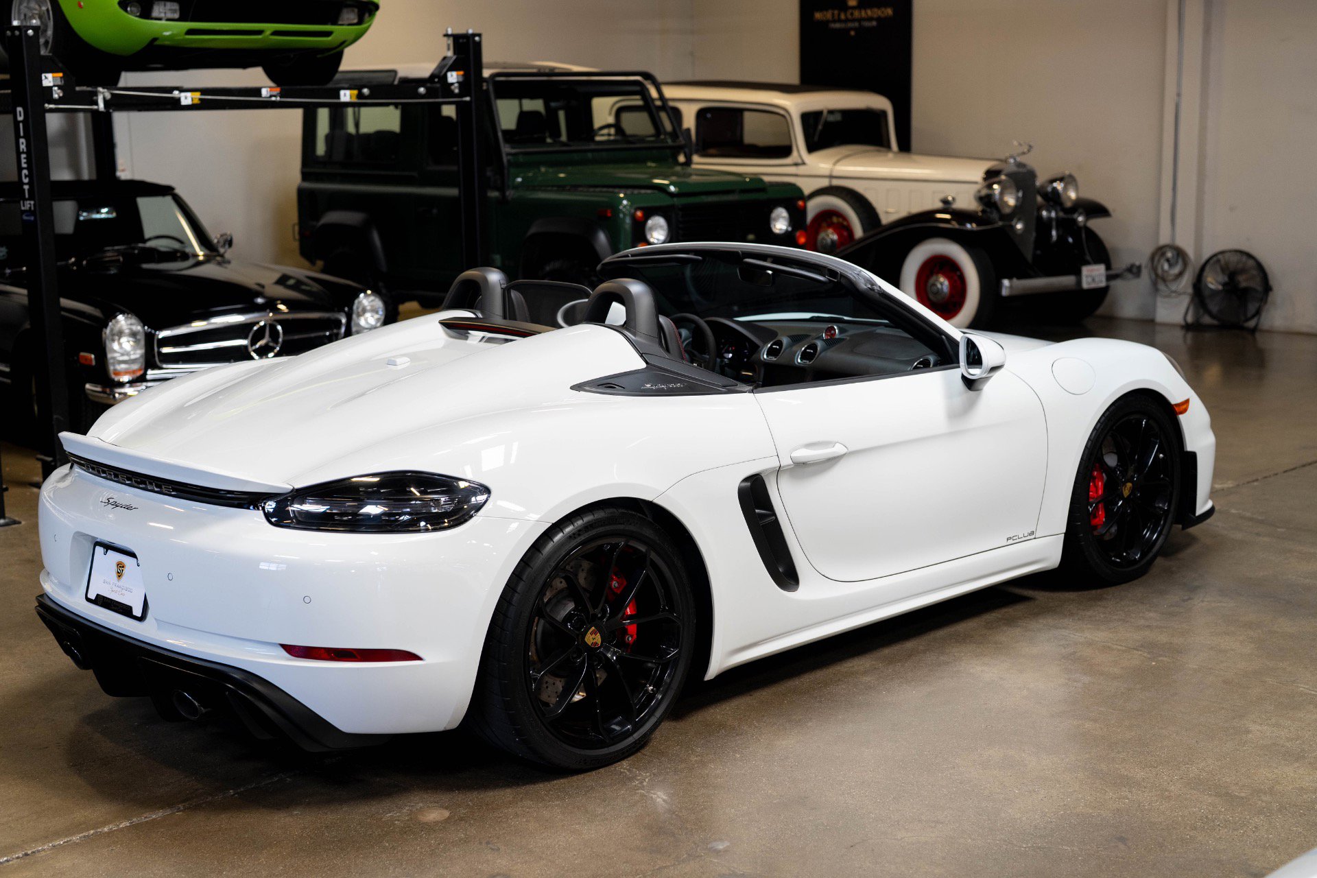 Used 2021 Porsche 718 Boxster Spyder image 12