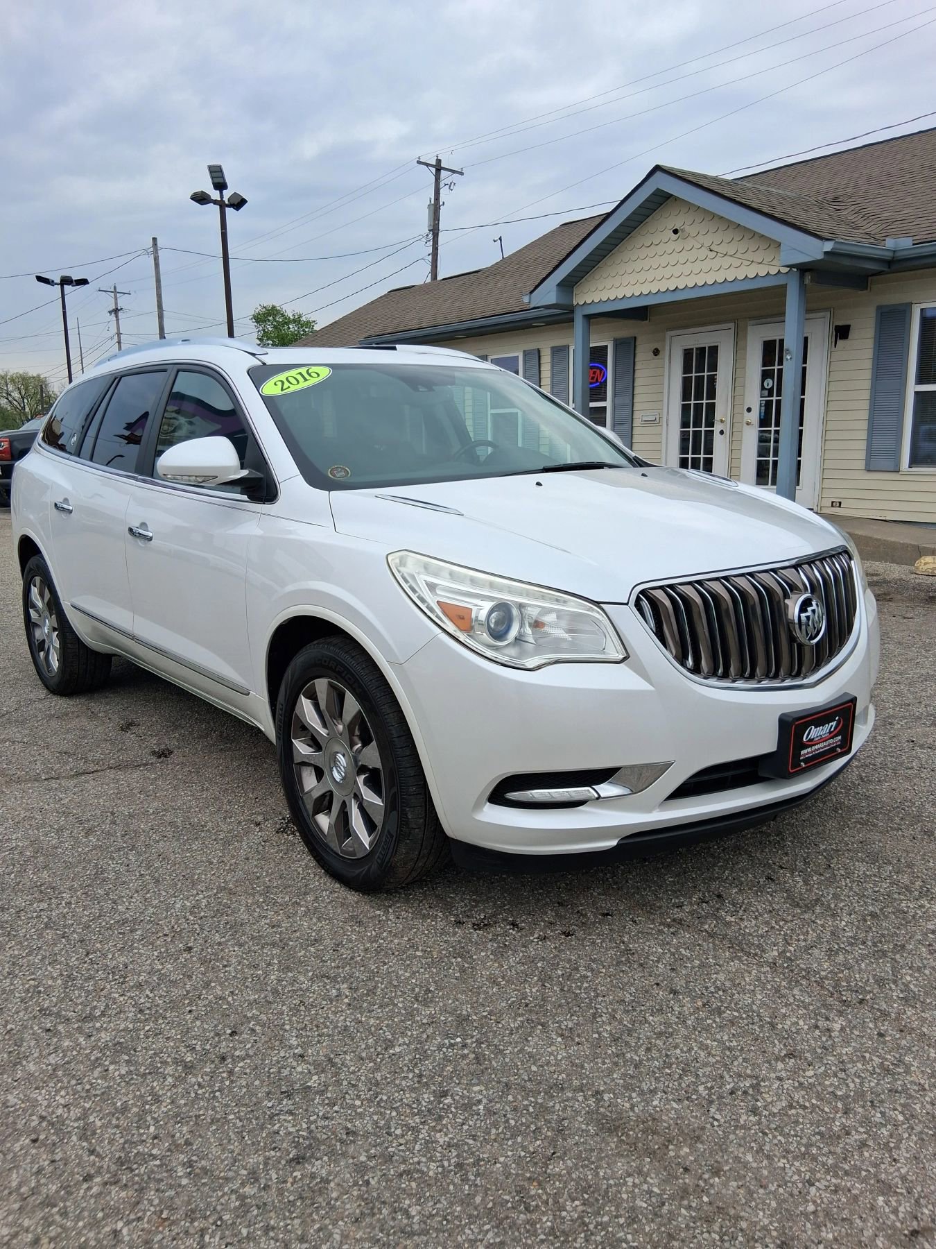 Used 2016 Buick Enclave Premium w/ Experience Buick Package AWD/4WD image 2