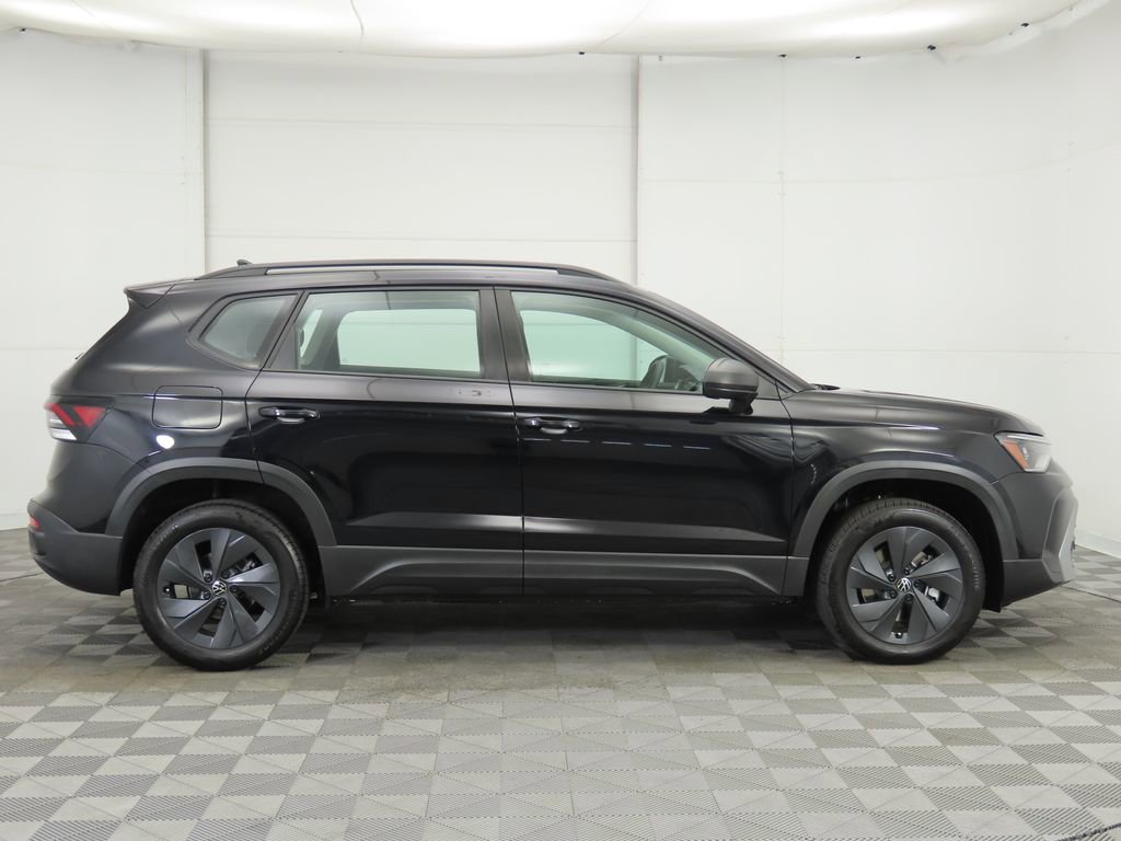 Used 2025 Volkswagen Taos S FWD image 4