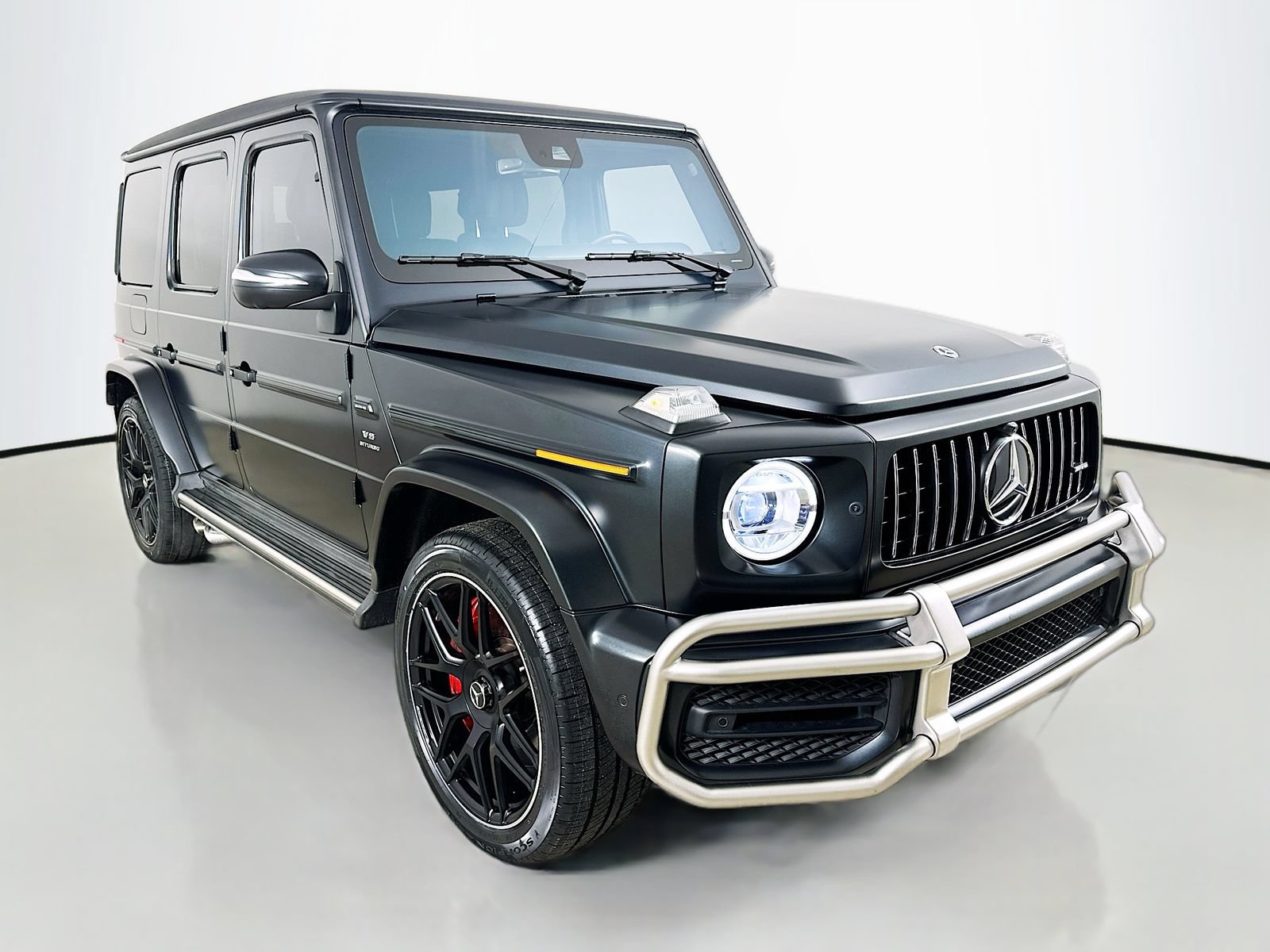 Used 2023 Mercedes-Benz G 63 AMG 4MATIC w/ G Manufaktur Interior Package image 3