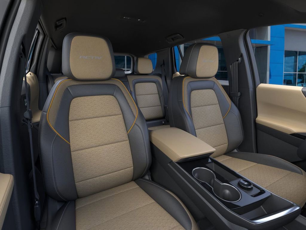 New 2025 Chevrolet Equinox ACTIV w/ Safety and Technology Package image 16