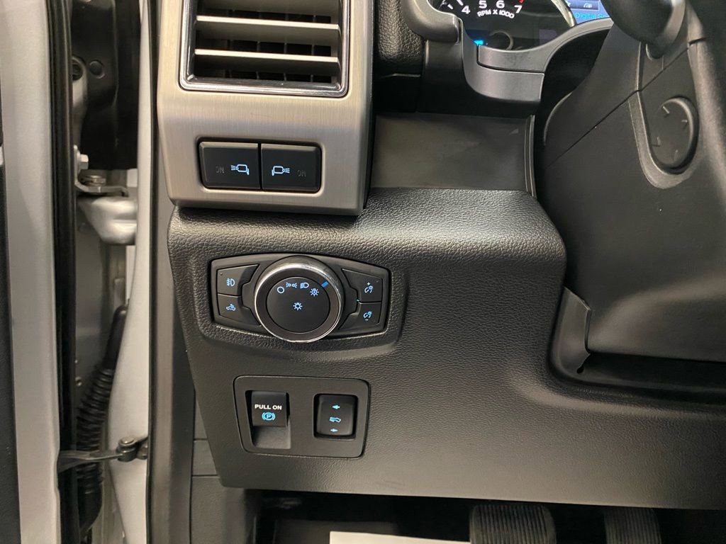 Used 2019 Ford F150 Platinum w/ Technology Package image 23