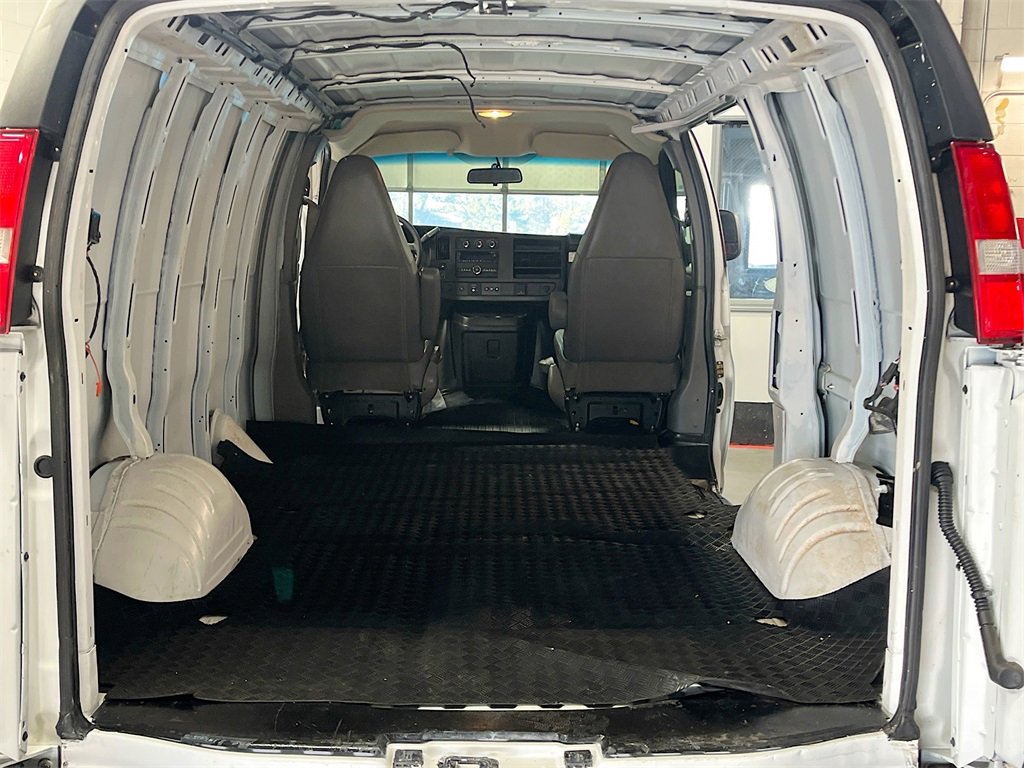 Used 2024 Chevrolet Express 2500 w/ Driver Convenience Package image 22