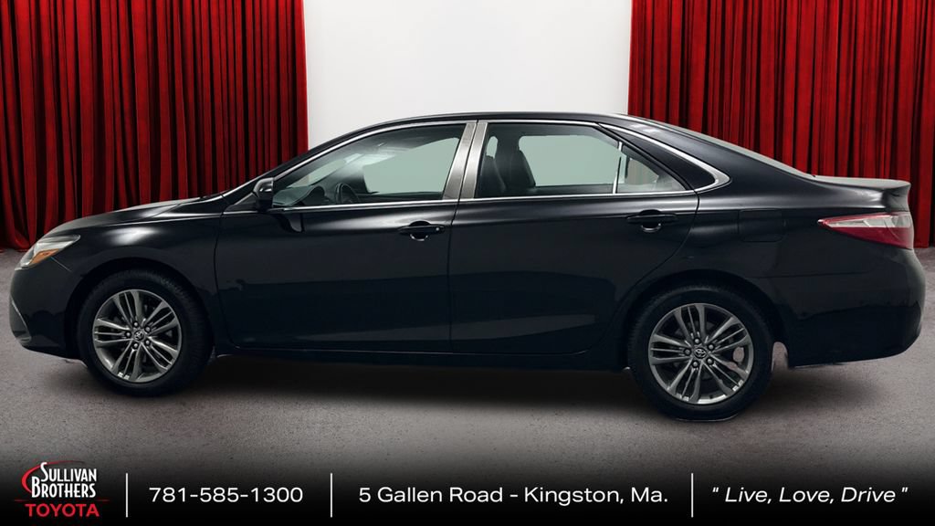 Used 2016 Toyota Camry SE w/ Moonroof Package FWD image 8