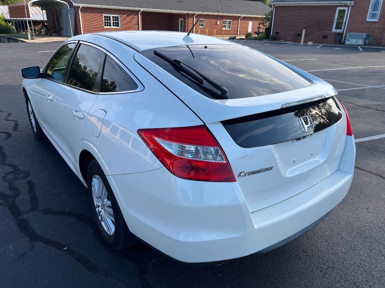 Used 2012 Honda Crosstour EX-L image 5