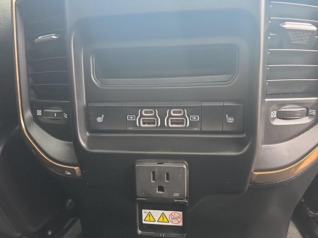 Used 2022 RAM 1500 Limited w/ Body Color Bumper Group AWD/4WD image 20