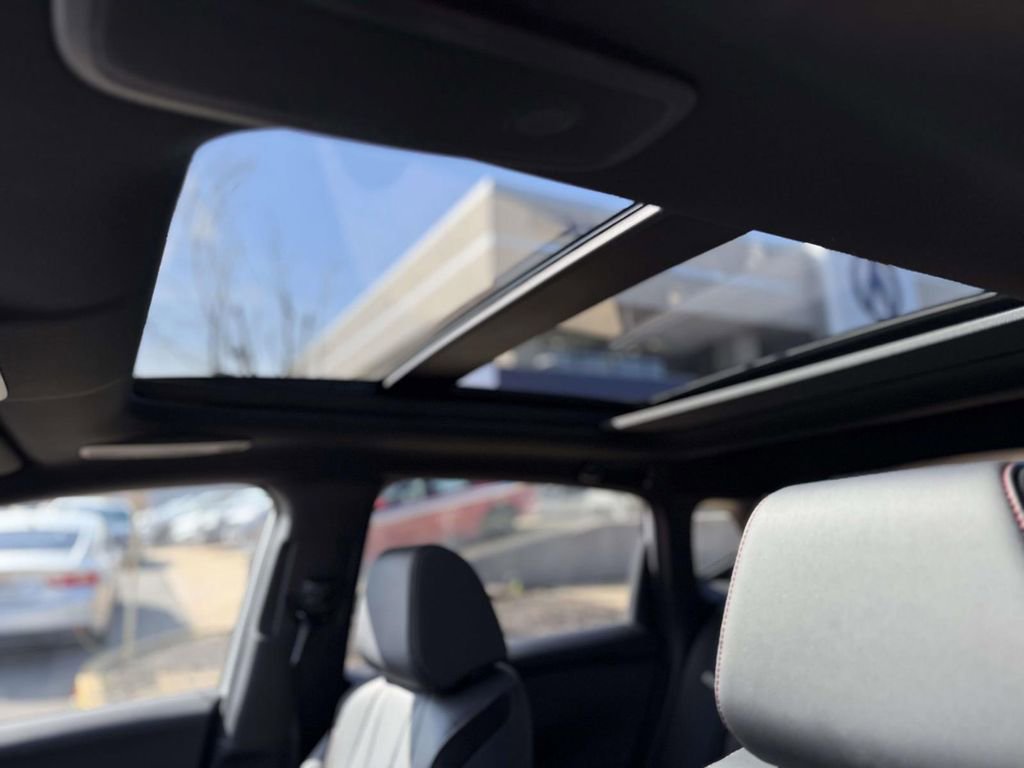 Used 2025 Acura ADX A-Spec image 12