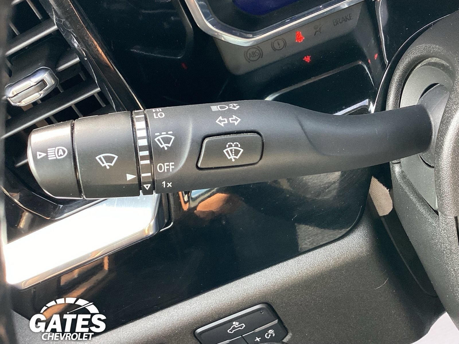 Used 2023 Chevrolet Silverado 1500 LT AWD/4WD image 22