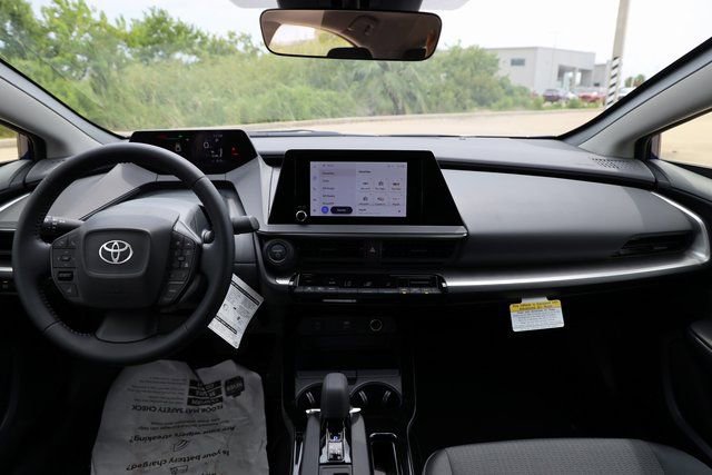 New 2026 Toyota Prius LE FWD image 11