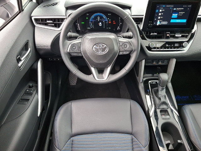 Used 2025 Toyota Corolla Cross XSE w/ Convenience Package AWD/4WD image 12