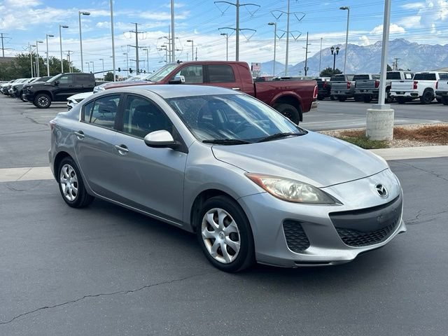 Used 2013 MAZDA MAZDA3 i SV w/ Convenience Pkg FWD image 9
