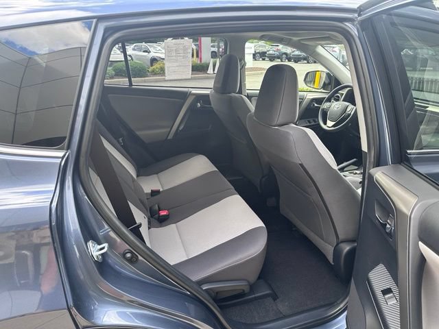 Used 2014 Toyota RAV4 XLE AWD/4WD image 11