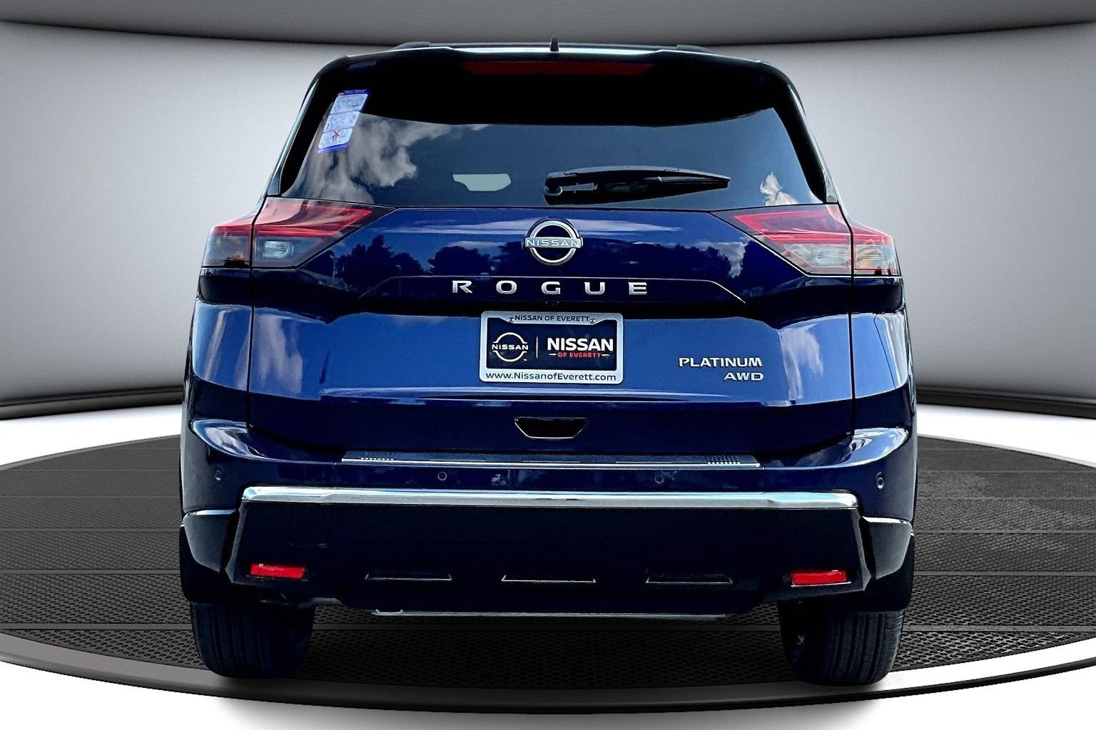 New 2026 Nissan Rogue Platinum image 4