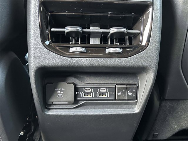 New 2025 Jeep Grand Cherokee Limited image 18