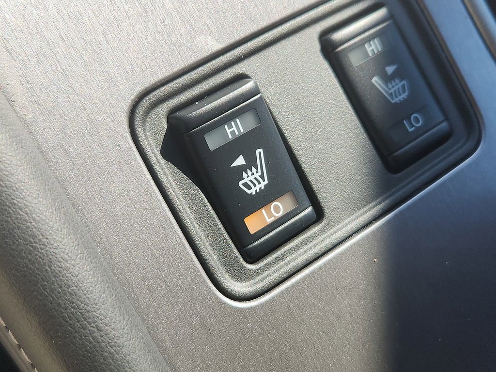 Certified 2024 Nissan Murano SV w/ SV Midnight Edition Package AWD/4WD image 23