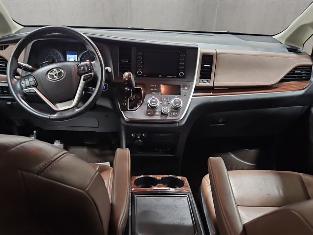 Used 2019 Toyota Sienna Limited Premium image 12
