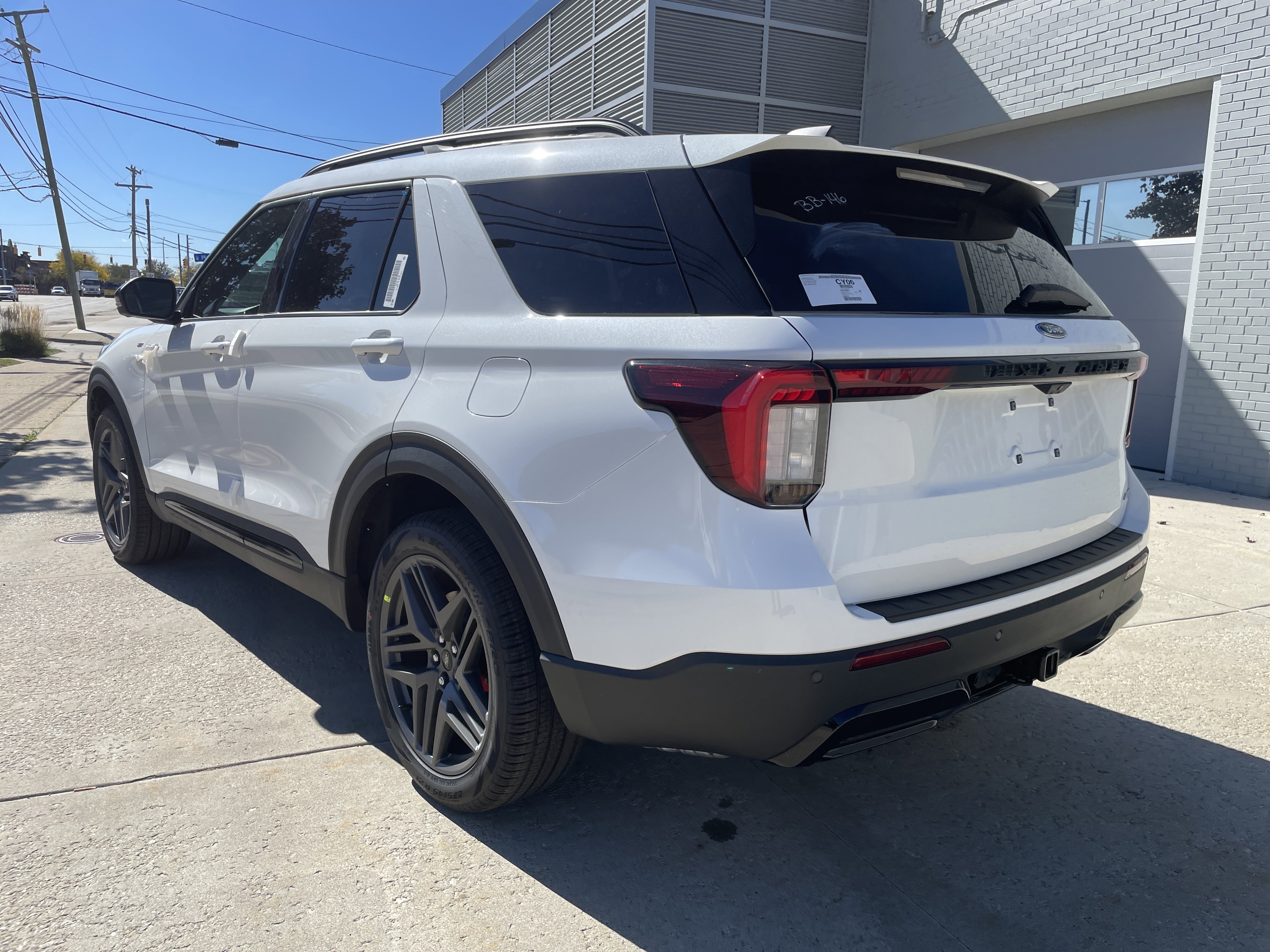 New 2026 Ford Explorer ST-Line image 6