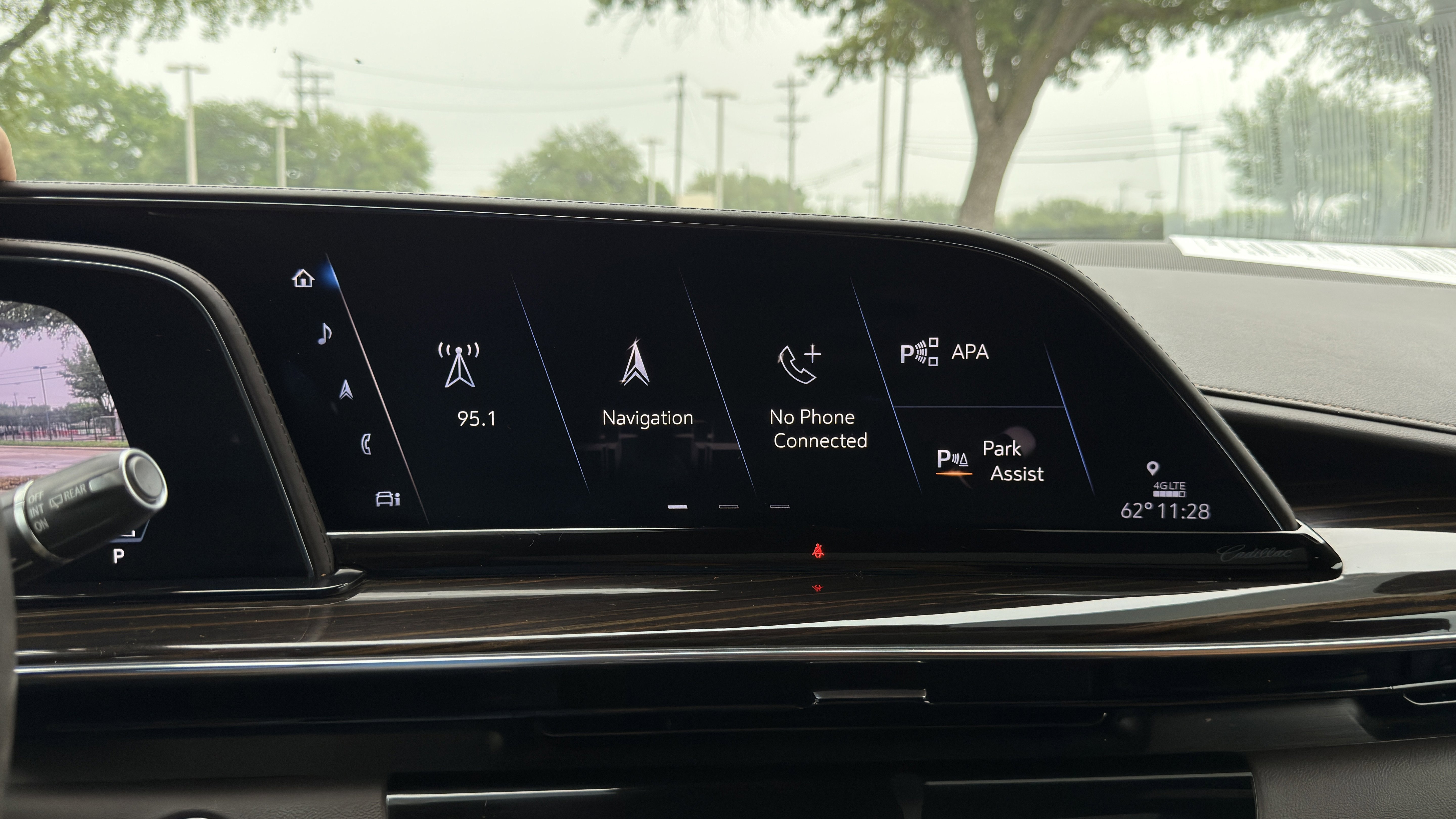 Used 2021 Cadillac Escalade ESV Premium Luxury image 66