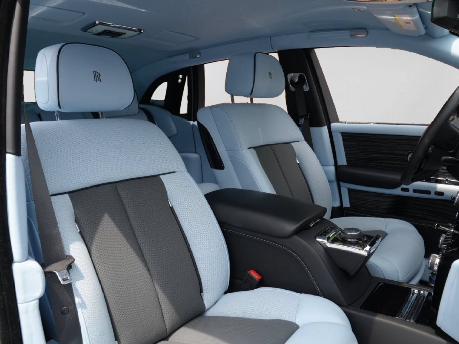 Certified 2024 Rolls-Royce Phantom Sedan w/ The Phantom Package RWD image 46