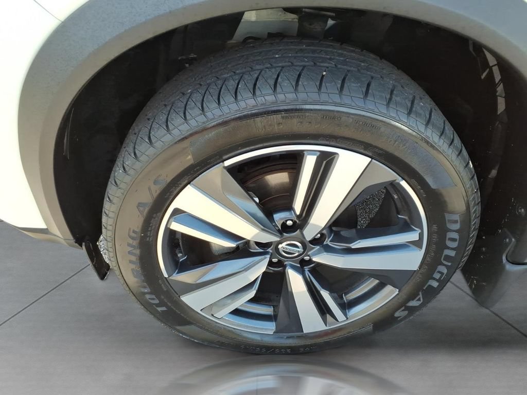 Used 2021 Nissan Rogue SL w/ Premium Package FWD image 9