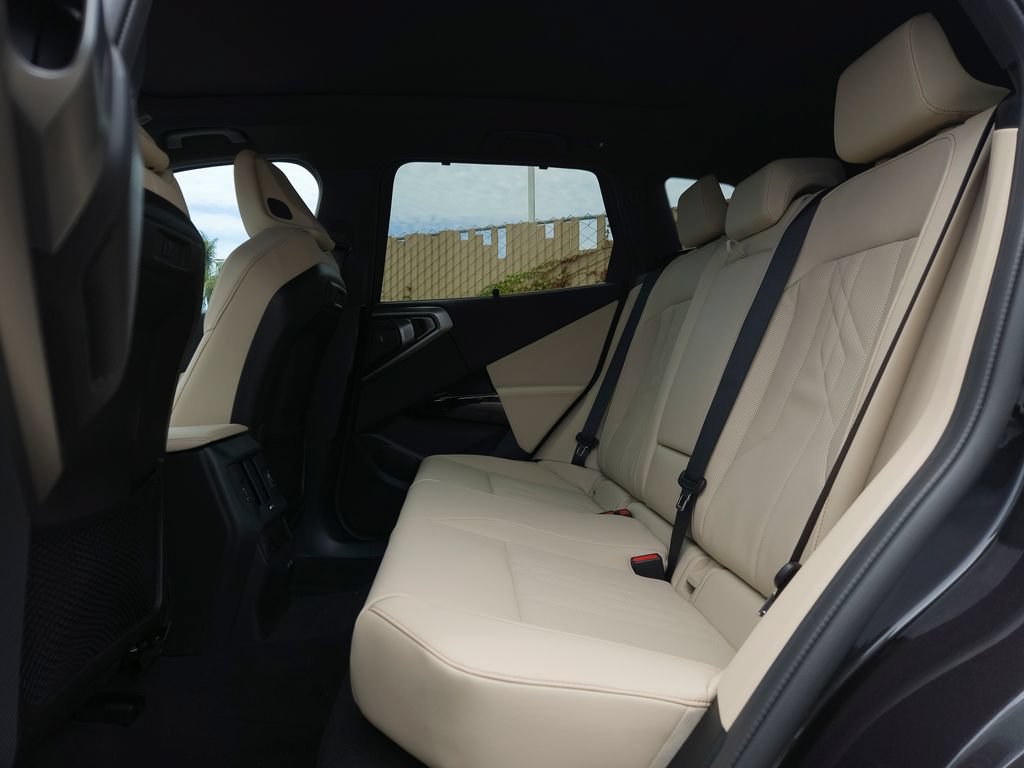 New 2026 BMW X3 xDrive30i w/ Premium Package AWD/4WD image 7