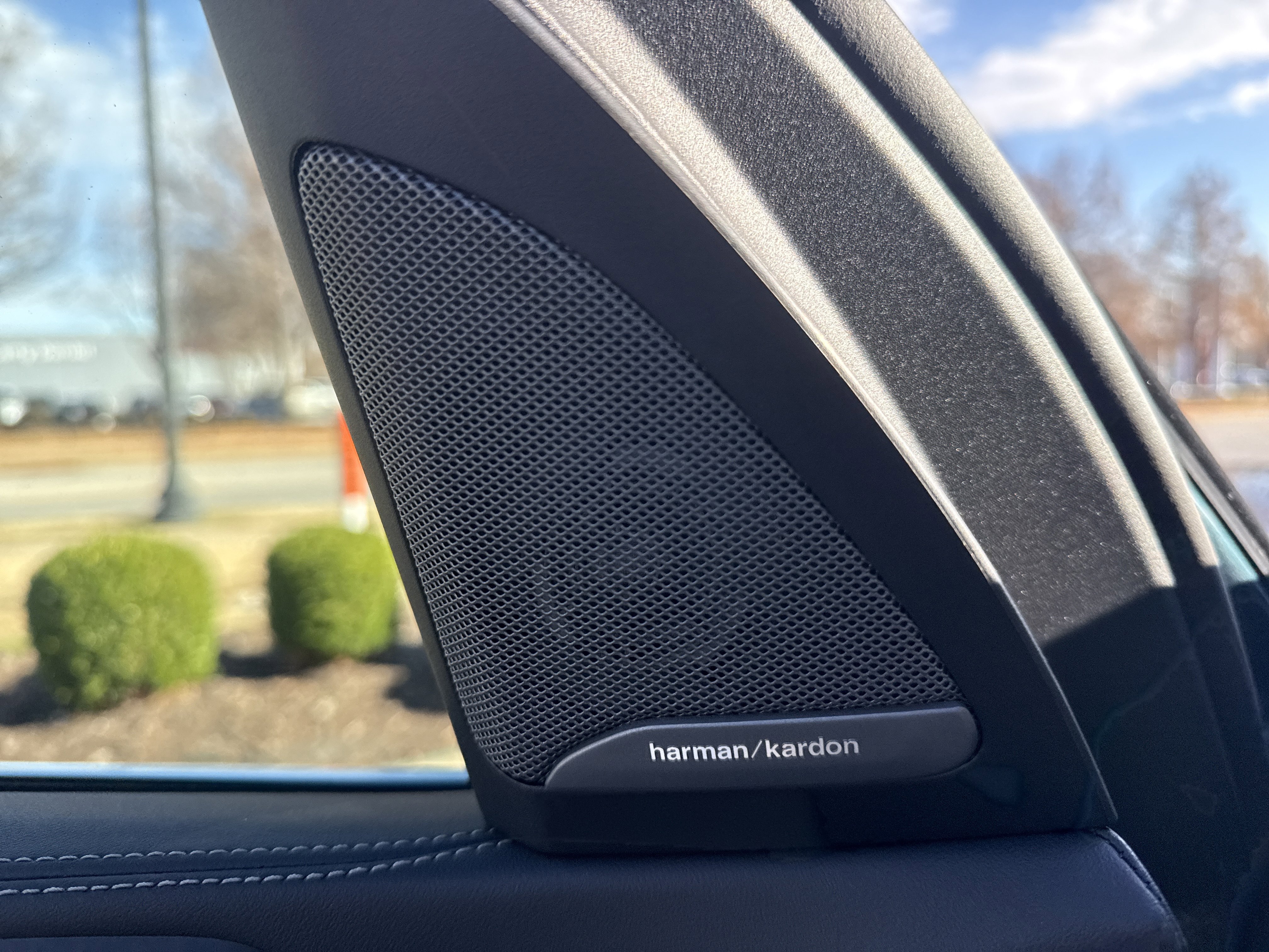 New 2026 BMW X7 xDrive40i w/ Premium Package image 21