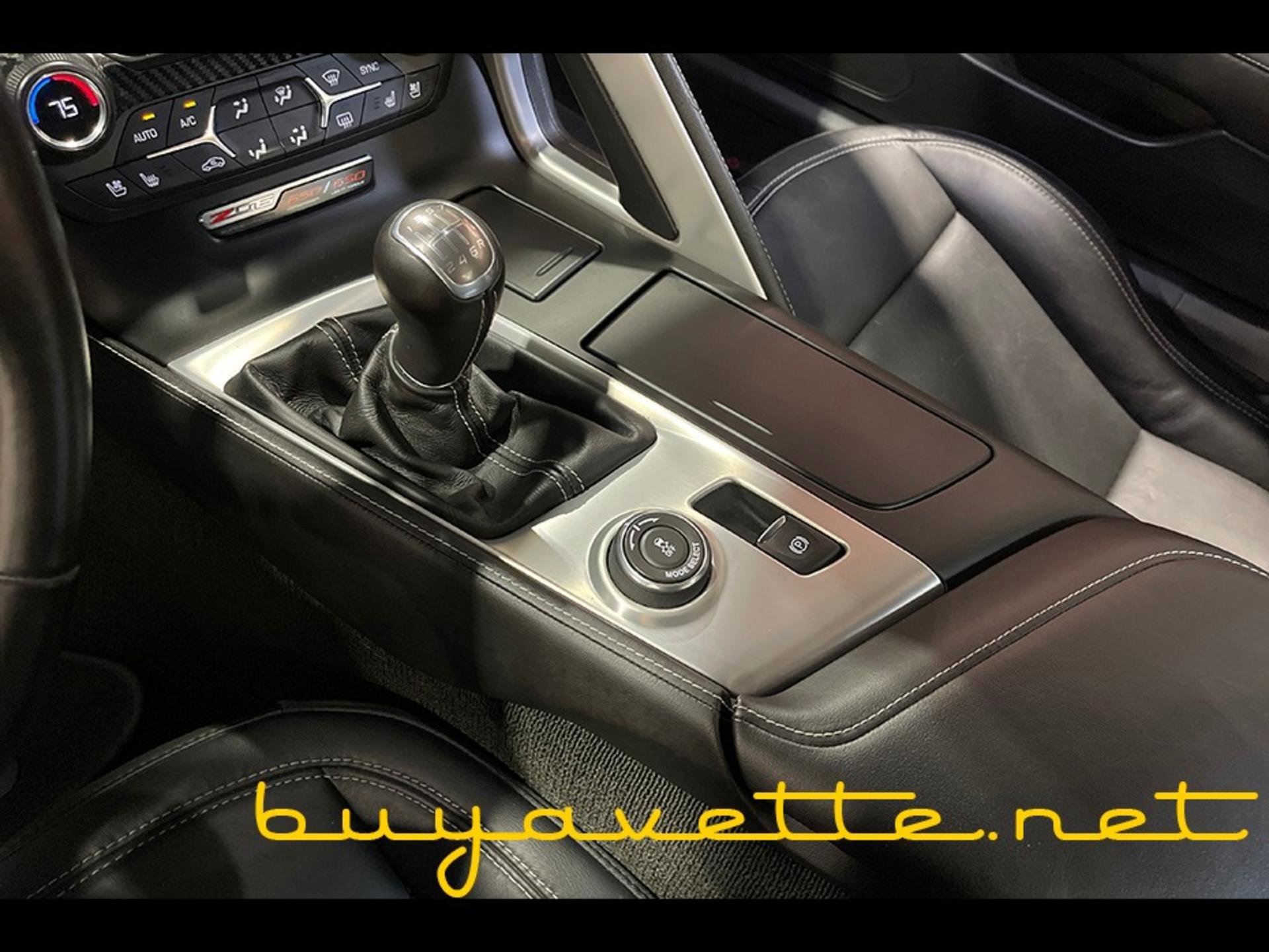 Used 2015 Chevrolet Corvette Z06 w/ 2LZ Preferred Equipment Group image 17