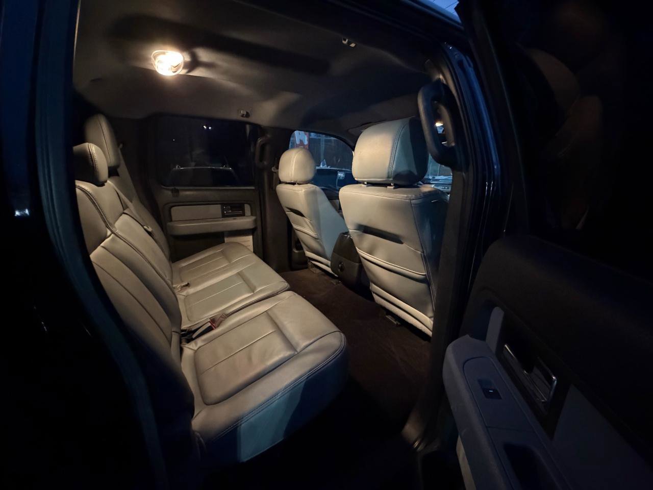 Used 2014 Ford F150 XLT w/ Equipment Group 302A Luxury image 12