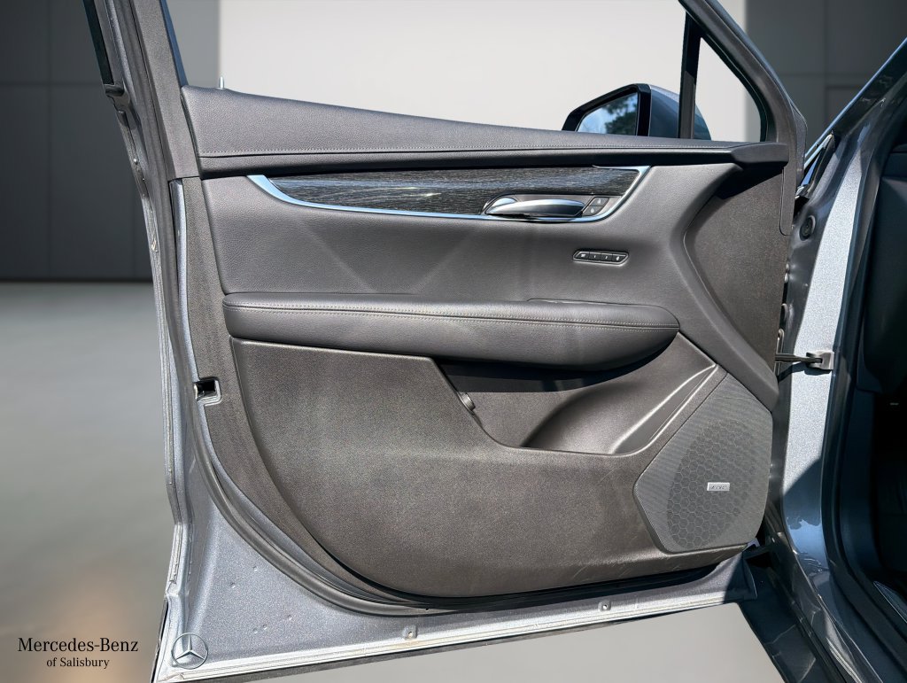 Used 2021 Cadillac XT5 Premium Luxury w/ LPO, Floor Liner Package FWD image 13