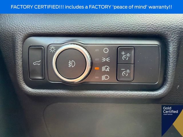 Used 2023 Ford Explorer XLT w/ Equipment Group 202A AWD/4WD image 34