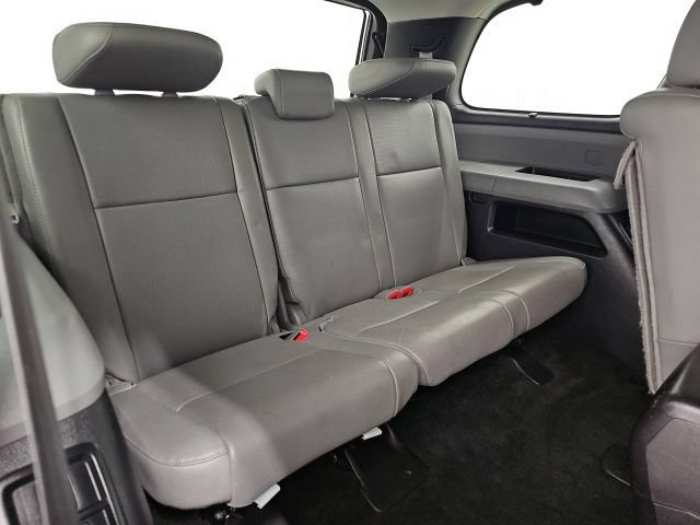 Used 2017 Toyota Sequoia Platinum AWD/4WD image 39