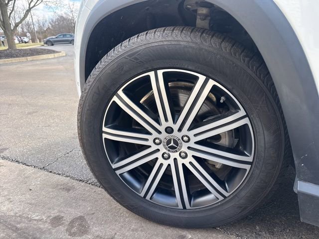 Used 2024 Mercedes-Benz GLE 450 4MATIC image 11