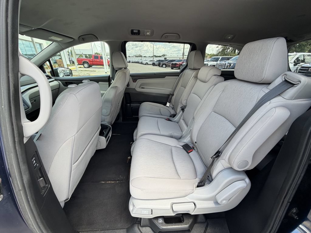 Used 2024 Honda Odyssey EX image 12