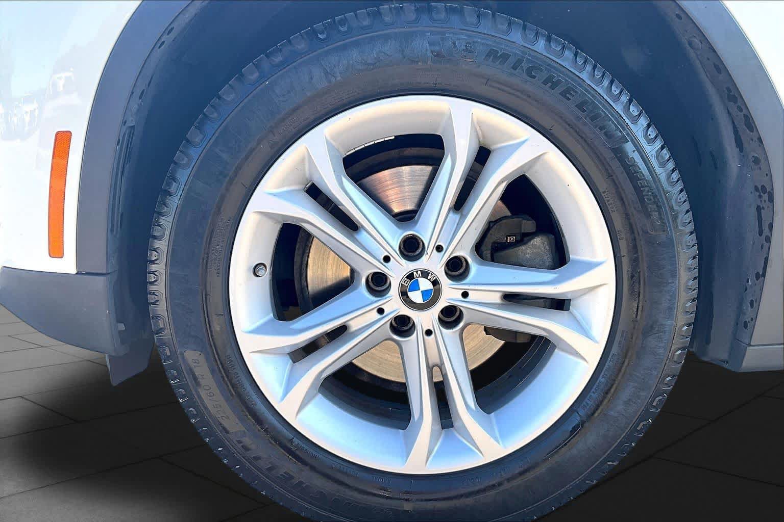 Used 2018 BMW X3 xDrive30i AWD/4WD image 10