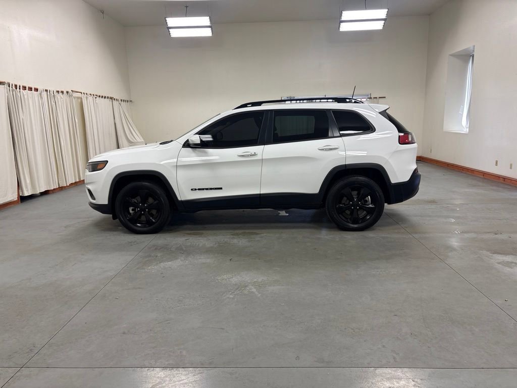 Used 2021 Jeep Cherokee Latitude Plus AWD/4WD image 5