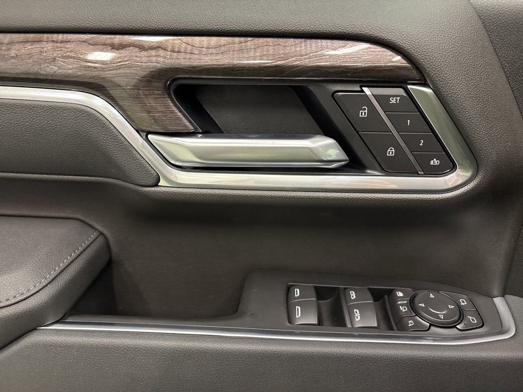 New 2026 Chevrolet Silverado 2500 LTZ w/ LTZ Plus Package AWD/4WD image 17