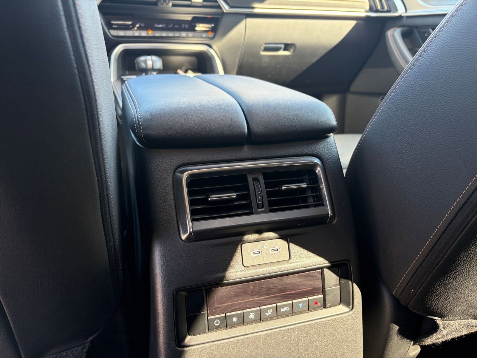Used 2025 MAZDA CX-90 3.3 Turbo w/ Preferred Package image 24