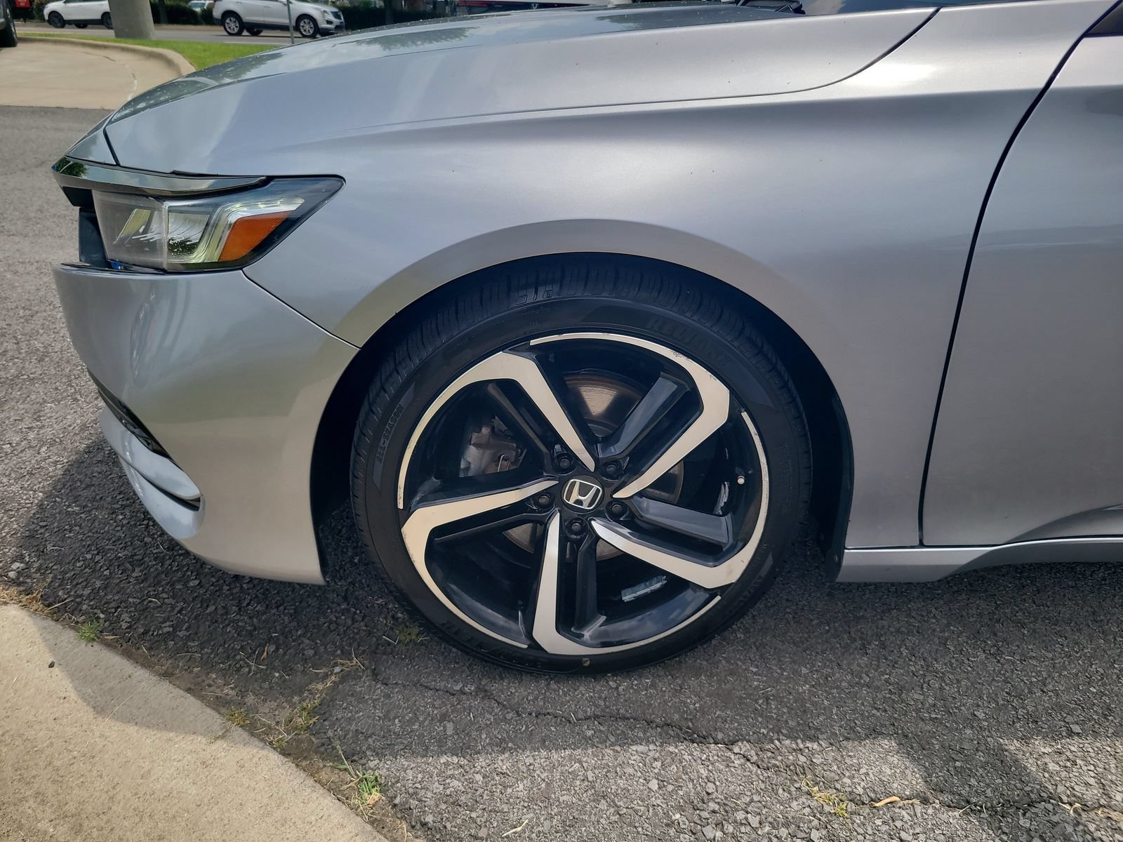 Used 2020 Honda Accord Sport image 9