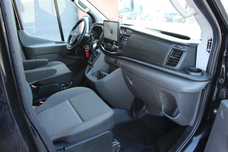 Used 2023 Ford Transit 350 XLT image 11