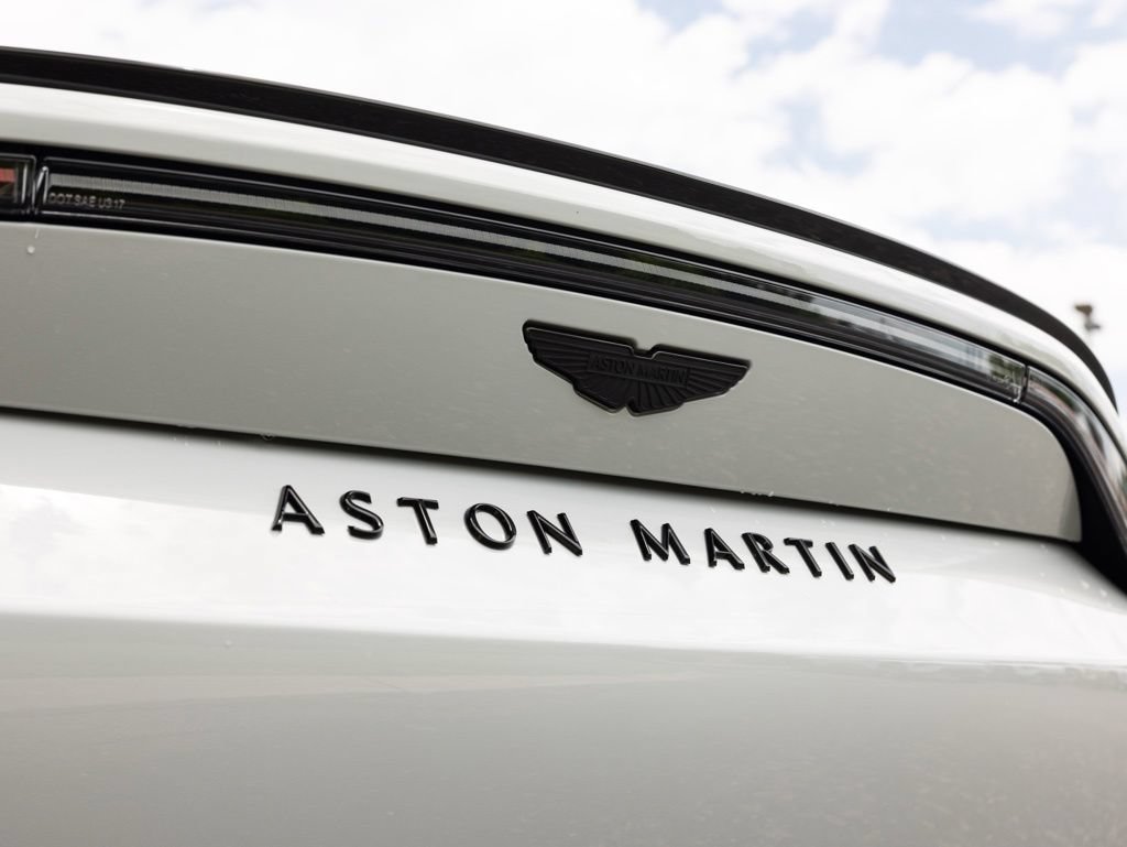 New 2026 Aston Martin V8 Vantage S RWD image 44