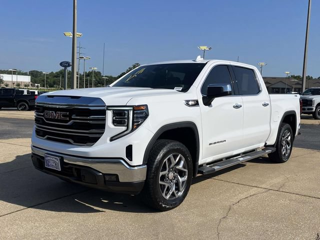 Used 2023 GMC Sierra 1500 SLT w/ SLT Premium Package AWD/4WD image 7